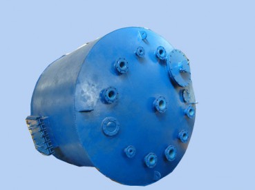 山東(dong)襯塑壓(ya)濾罐