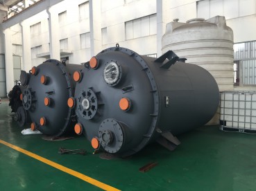 襯塑反應(ying)罐